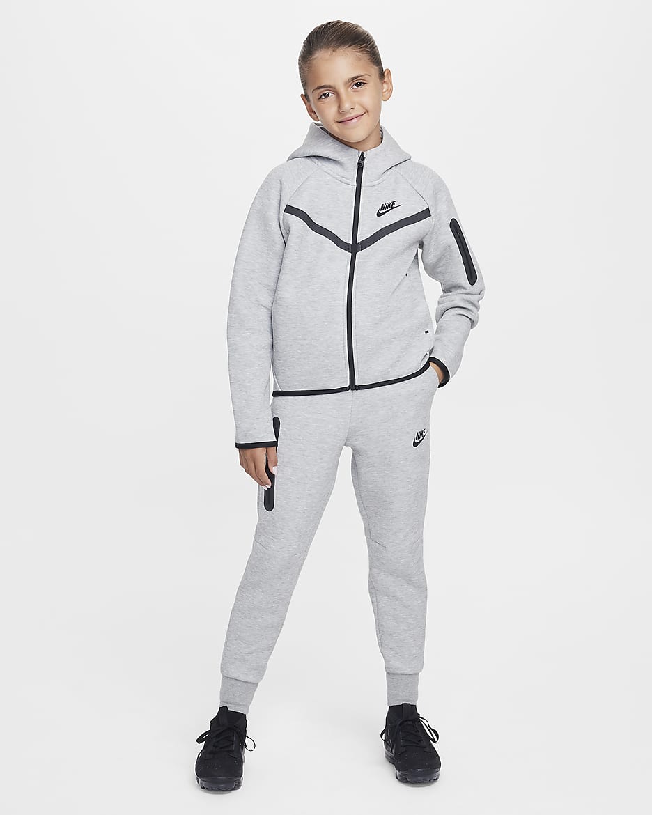 Nike Sportswear Tech Fleece Older Kids Girls Joggers. Nike IE